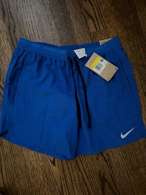 New Nike Men's Running Shorts - small